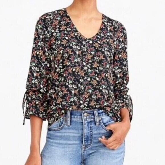 J. Crew Mercantile Ditsy Floral Flared Bell-Sleeve Bow Cuff V-Neck Blouse Size 0 - Picture 7 of 7